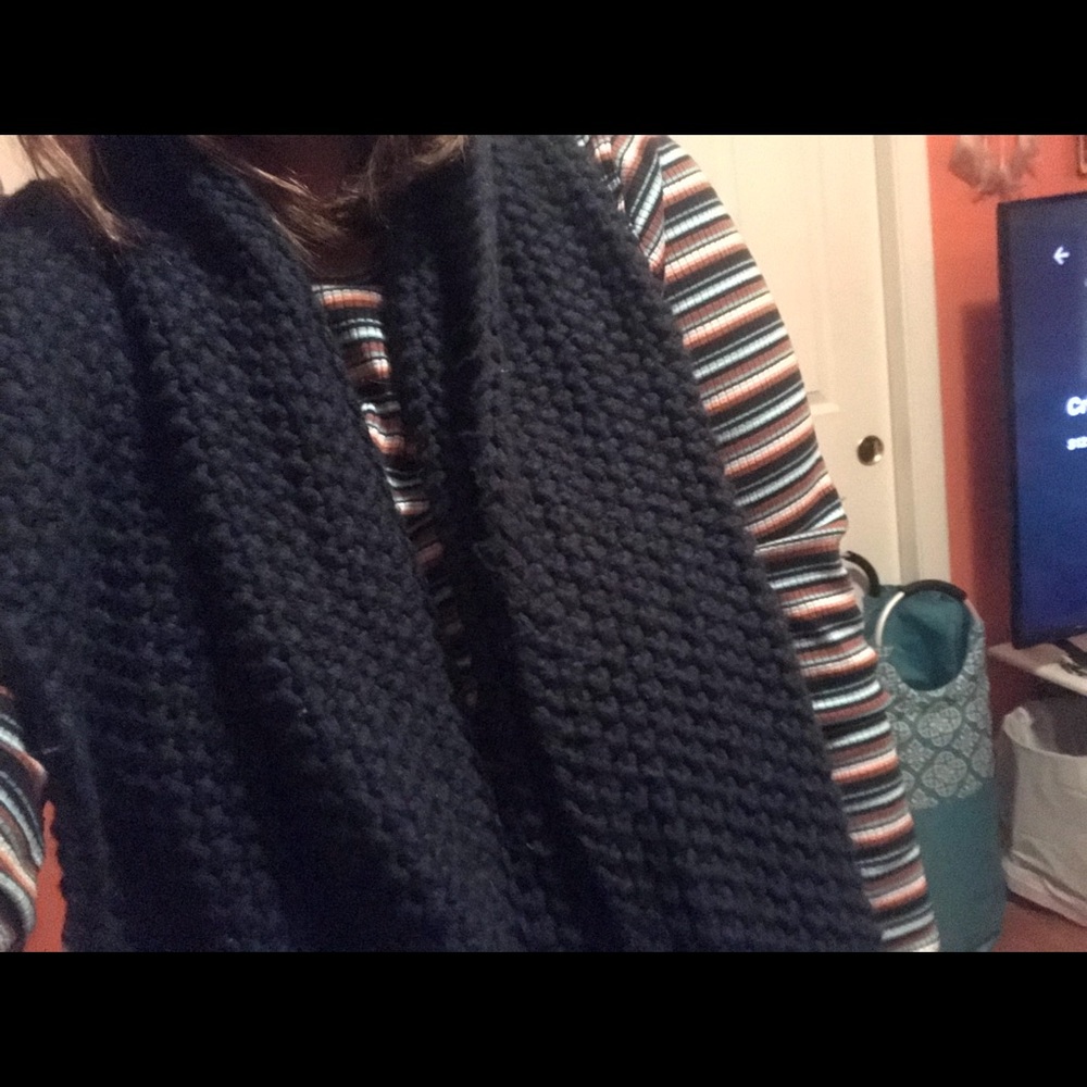 Infinity Scarf - Picture 3 of 3